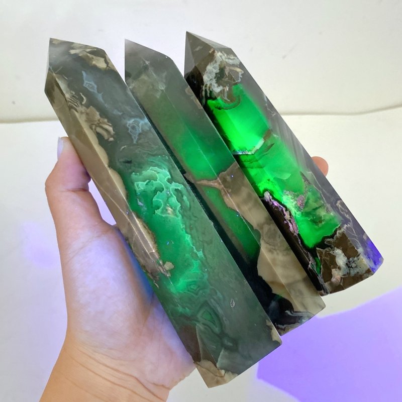 14 - 20CM Volcano Agate Point Wholesale (UV - Reactive) - Wholesale Crystals