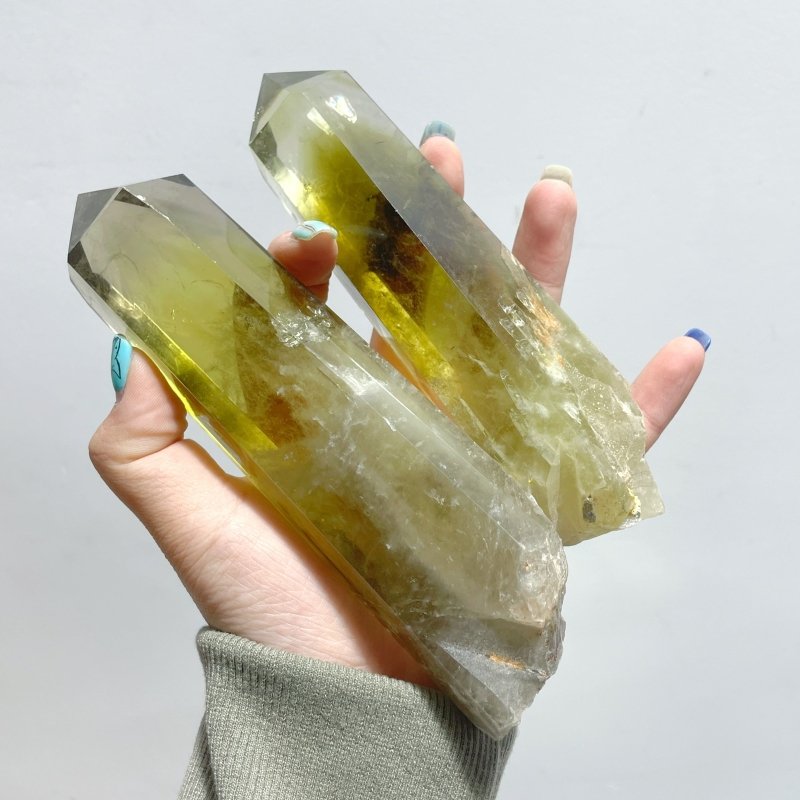 14 Pieces Citrine Tower Points Raw Bottom - Wholesale Crystals
