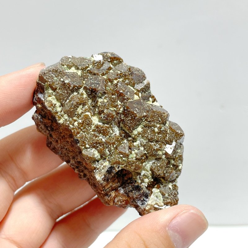 21 Pieces Small Raw Garnet Specimen - Wholesale Crystals