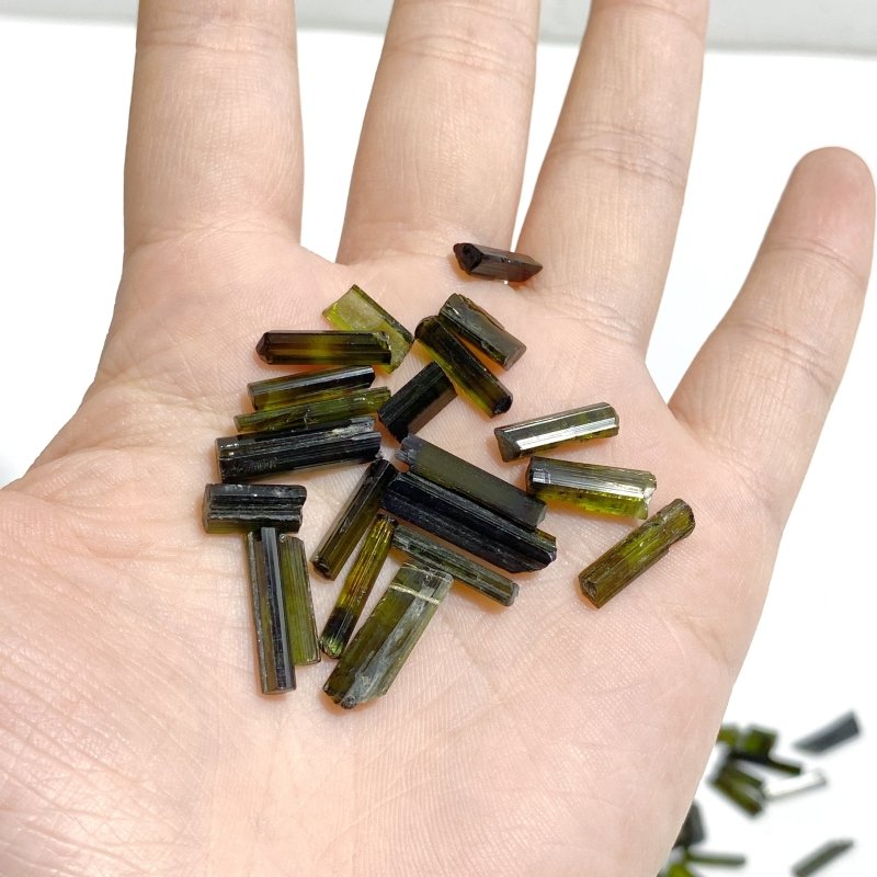 235 Pieces Gem Grade Rough Green Tourmaline for Making Jewelry - Wholesale Crystals