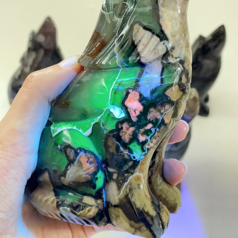 5 Pieces Large Volcanic Agate Wolf Carving(UV - Reactive) - Wholesale Crystals