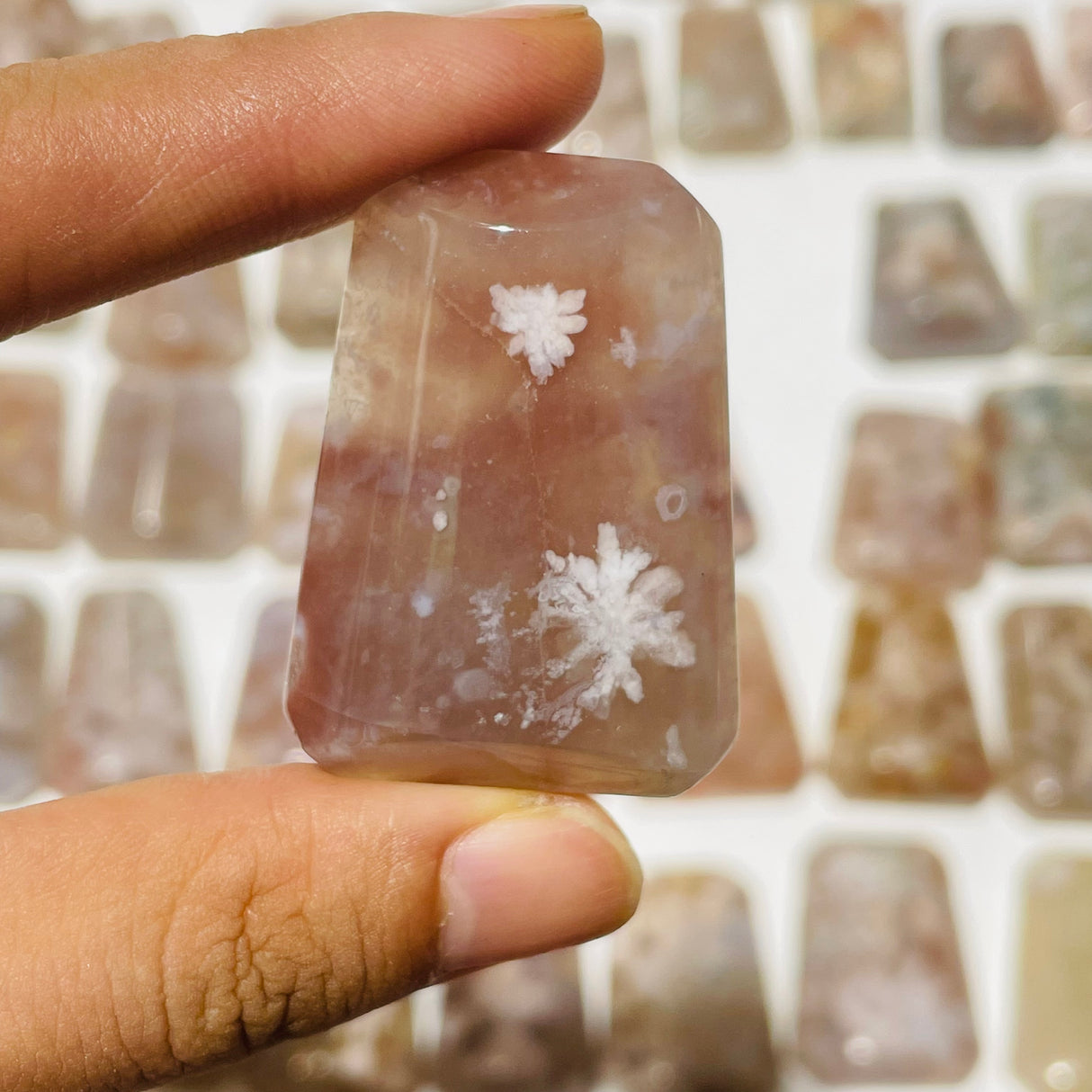 86 Pieces High Quality Sakura Flower Agate Cuboid Box Shape