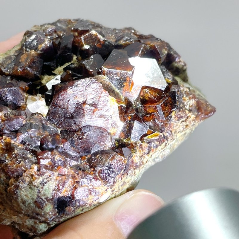 8 Pieces Raw Garnet Specimen 1 - Wholesale Crystals