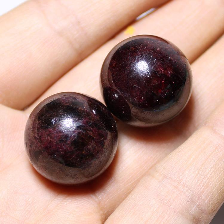 Garnet Ball 2cm With Star Light -Wholesale Crystals