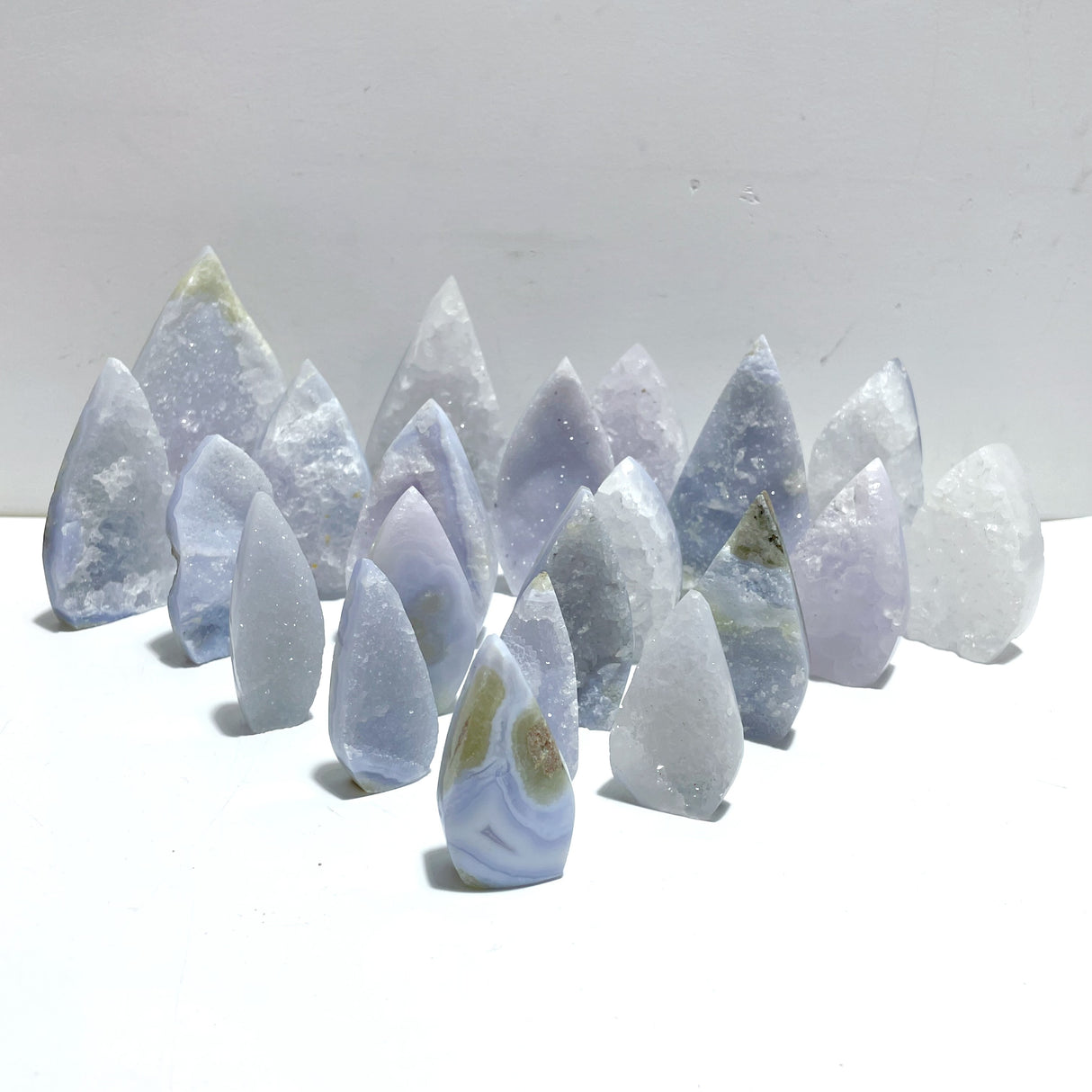21 Pieces Blue Chalcedony Arrow Head Shape