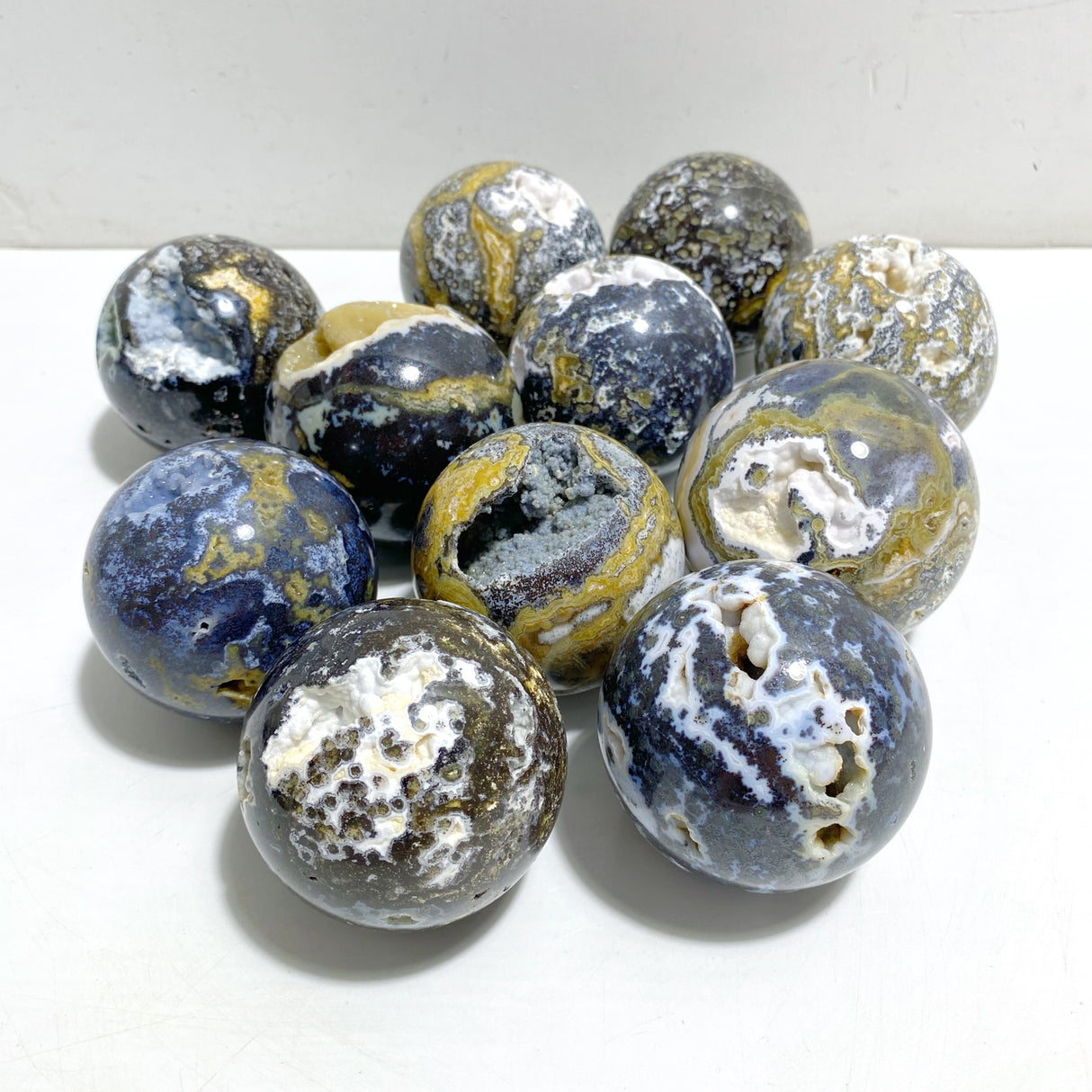 11 Pieces Beautiful Geode Druzy 8th Vein Ocean Jasper Spheres