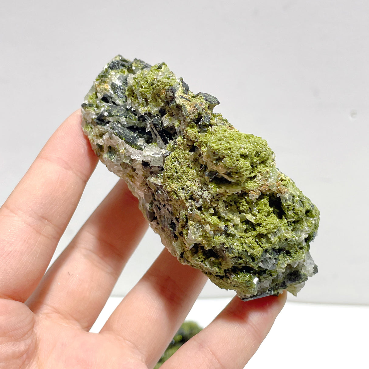 15 Pieces Raw Green Tourmaline Specimen For Collection