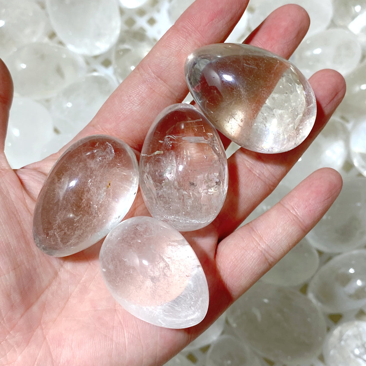139 Pieces Clear Quartz Eggs (Sea Freight Only)