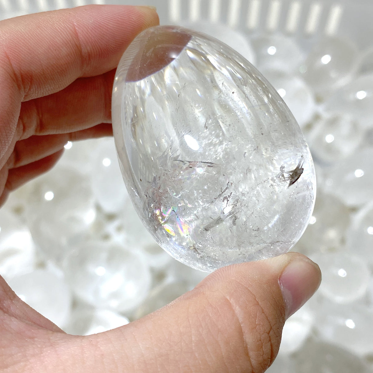 139 Pieces Clear Quartz Eggs (Sea Freight Only)