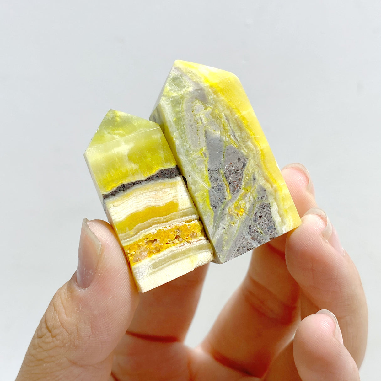 126 Pieces Short Bumble Bee Jasper Four-sided Tower
