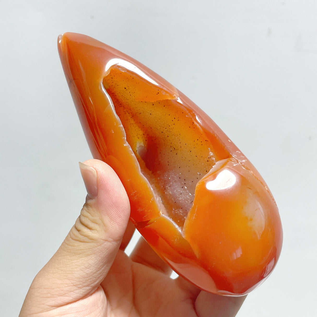 25 Pieces Beautiful Geode Druzy Carnelian