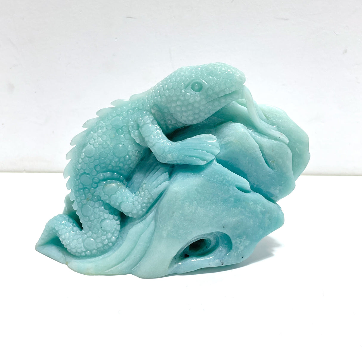Unique Caribbean Calcite Lizard Carving