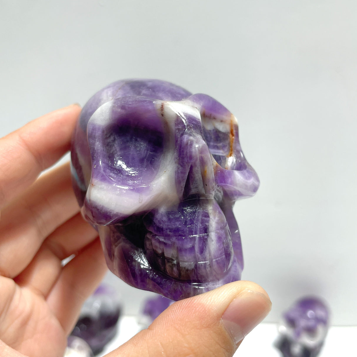 11 Pieces Chevron Amethyst Skull Carving