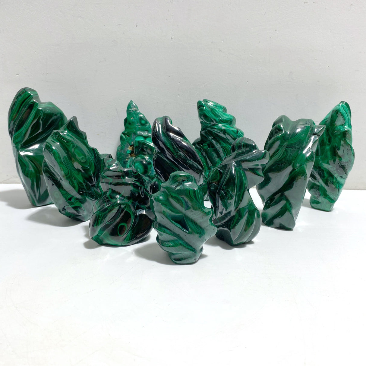10 Pieces Malachite Flame Carving (Defect)