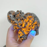 Yooperlite Elephant Carving Wholesale (UV - Reactive) - Wholesale Crystals